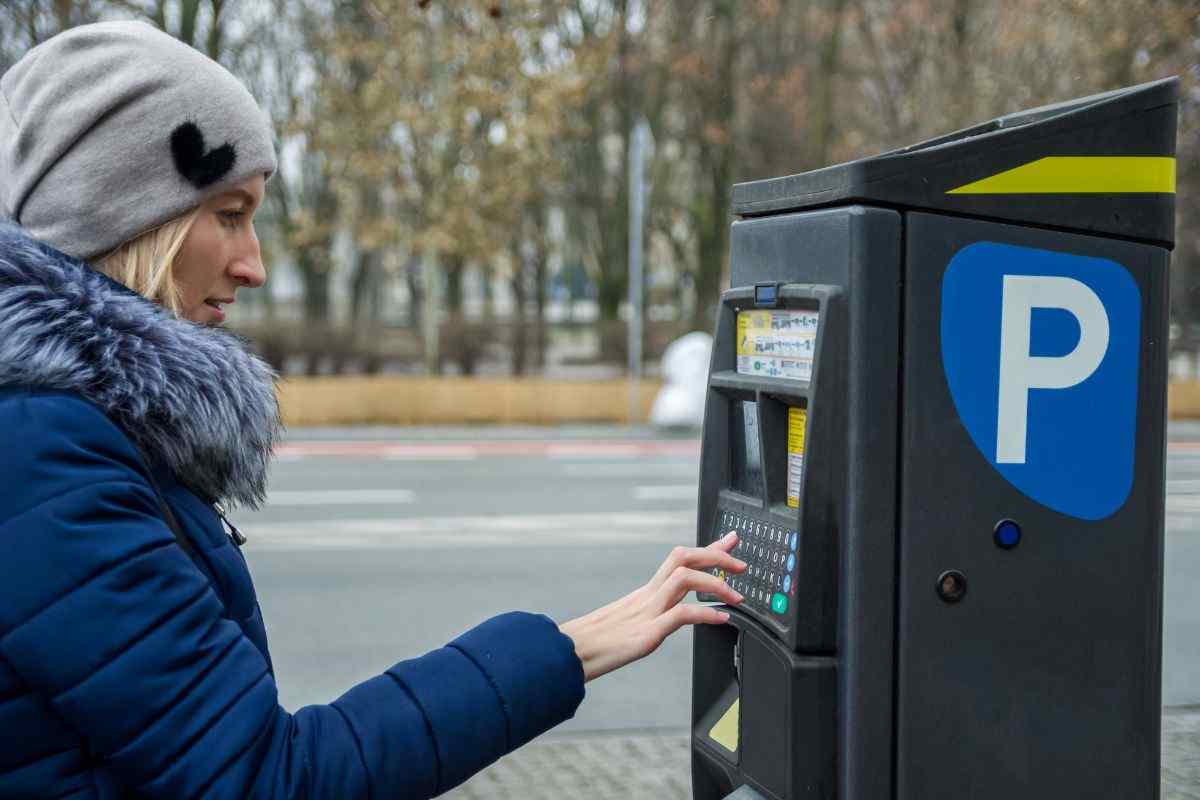 come pagare parcheggio senza monete